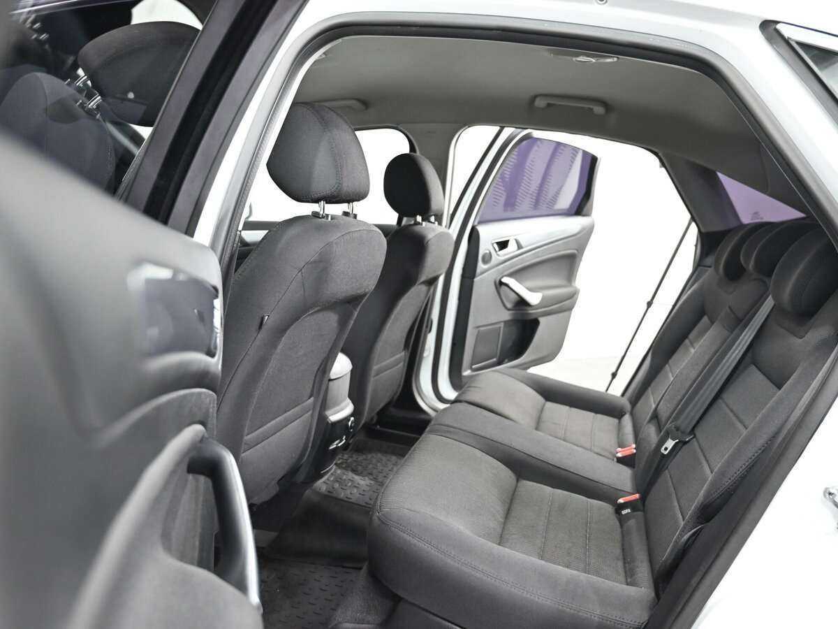 Купить Ford Mondeo с пробегом. Фото: #6