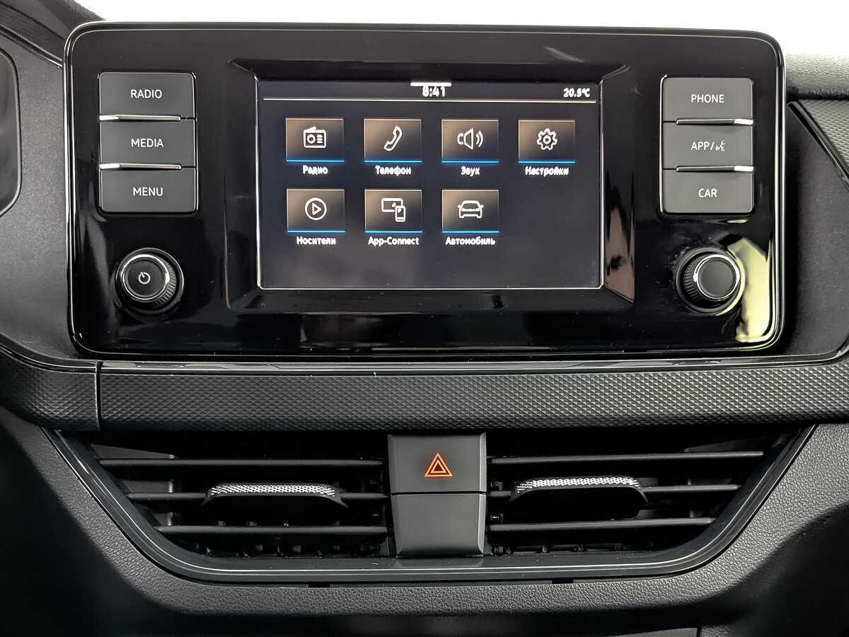 Купить Volkswagen Polo с пробегом. Фото: #12