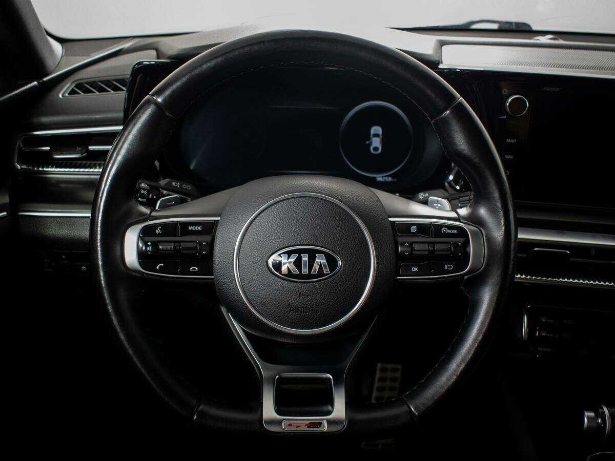 Купить Kia K5 с пробегом. Фото: #9