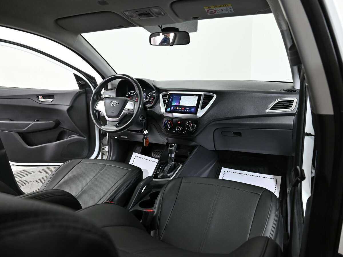 Купить Hyundai Solaris с пробегом. Фото: #6