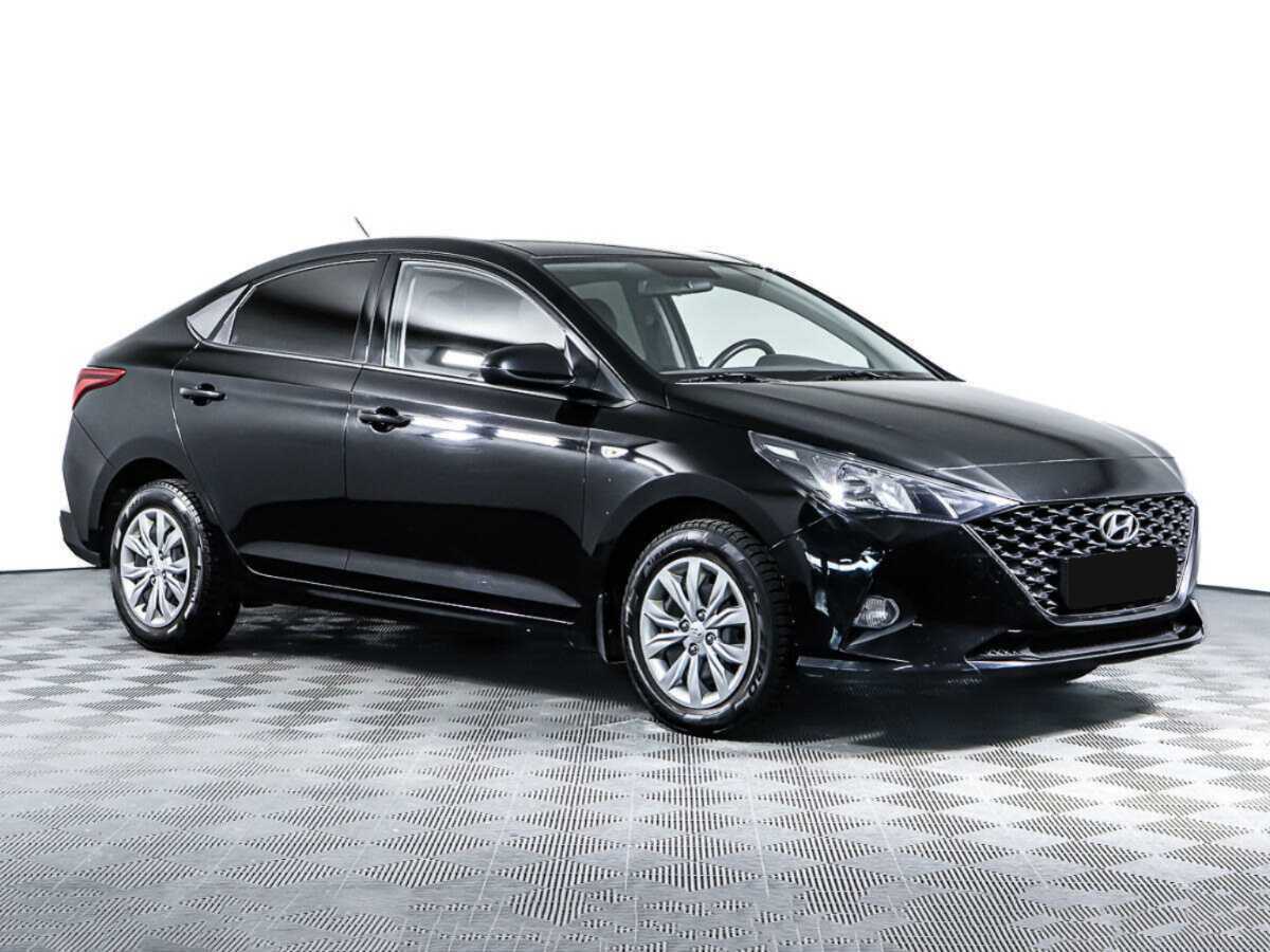 Купить Hyundai Solaris с пробегом. Фото: #2