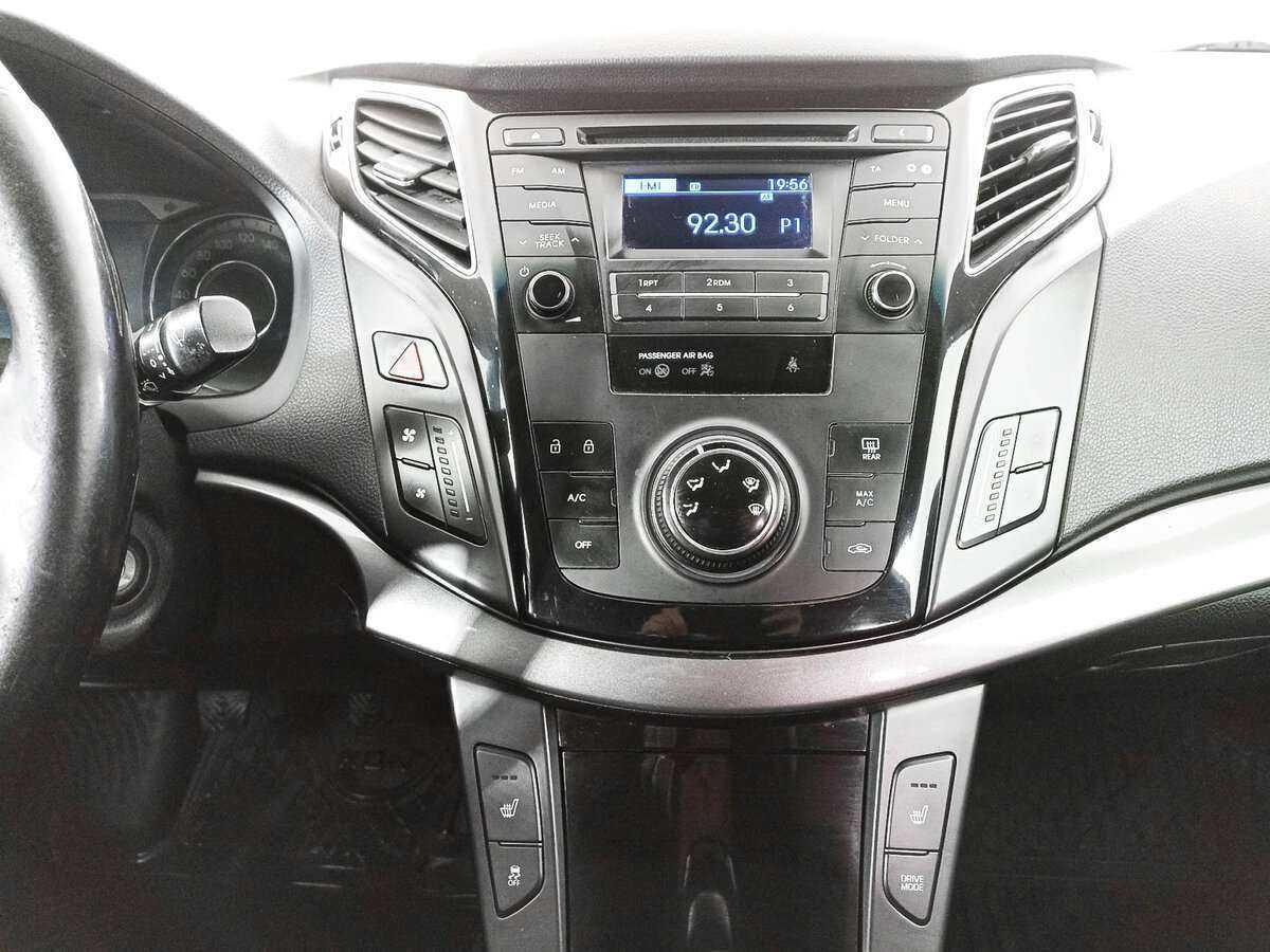 Купить Hyundai i40 с пробегом. Фото: #12