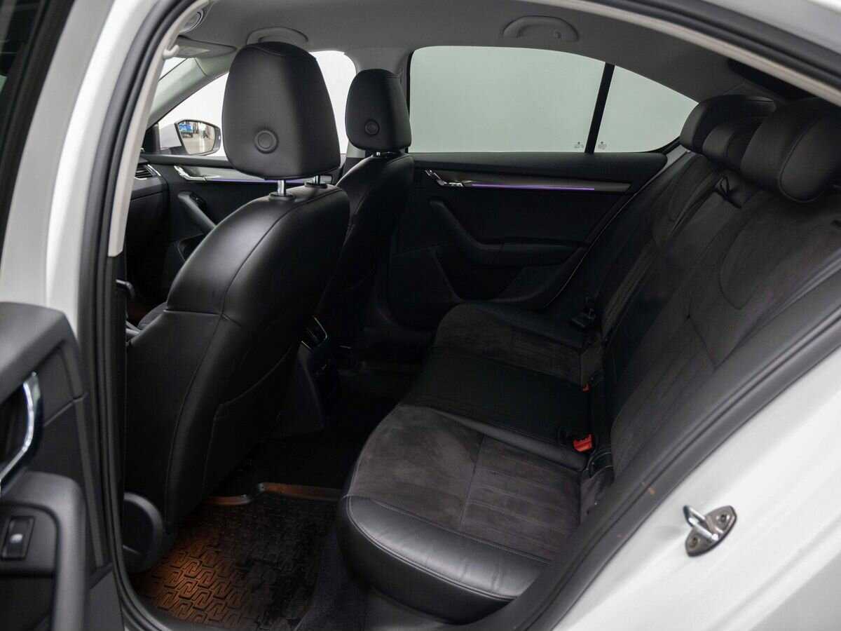 Купить Skoda Octavia с пробегом. Фото: #8