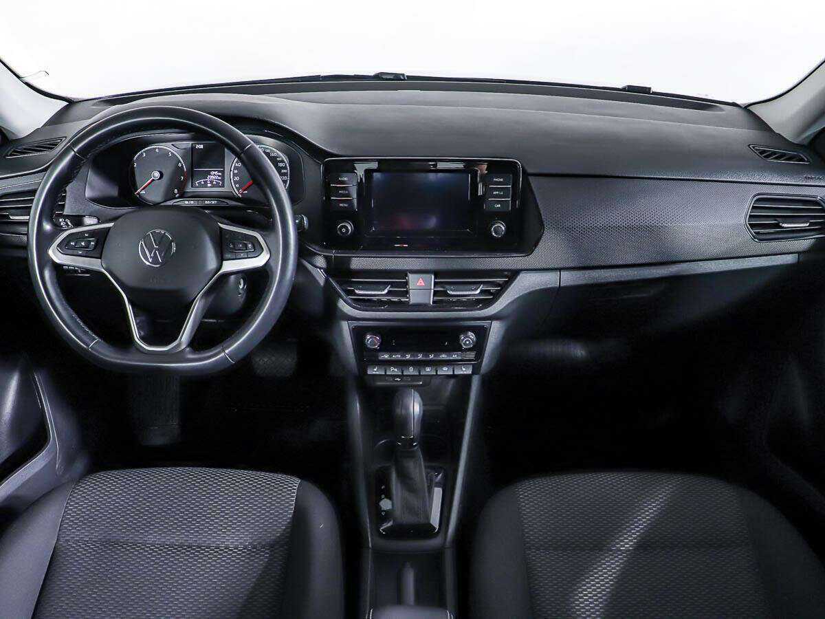 Купить Volkswagen Polo с пробегом. Фото: #10