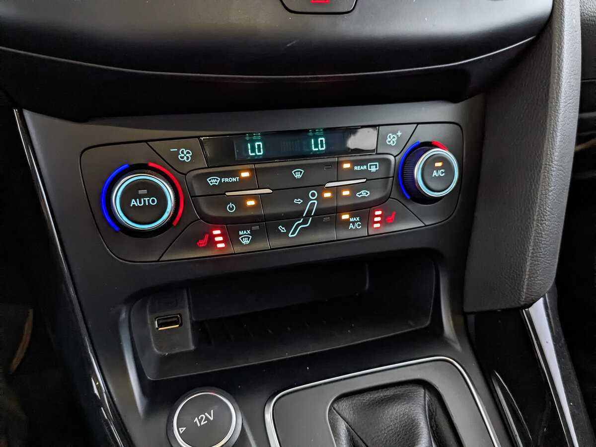 Купить Ford Focus с пробегом. Фото: #20