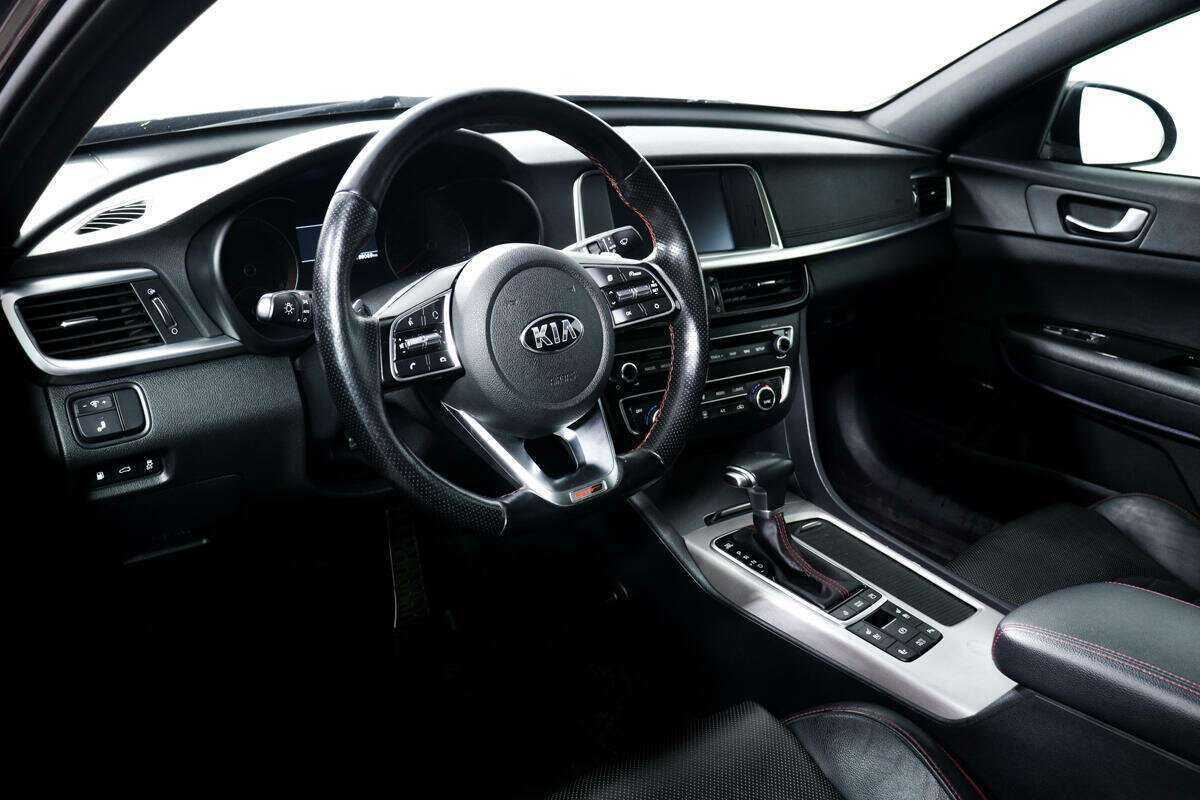 Купить Kia Optima с пробегом. Фото: #12