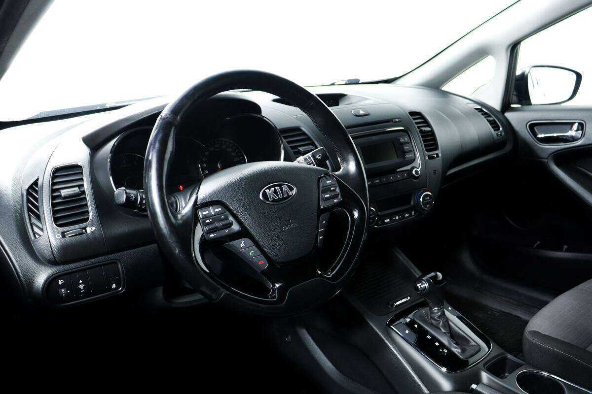 Купить Kia Cerato с пробегом. Фото: #11