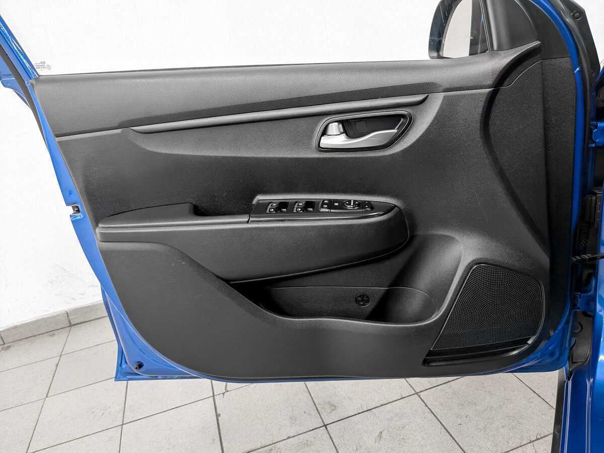 Купить Kia Rio с пробегом. Фото: #15