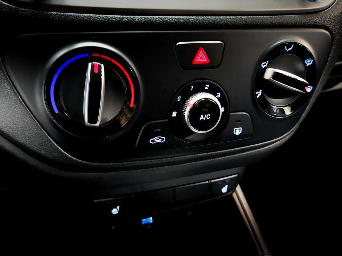 Купить Hyundai Solaris с пробегом. Фото: #15