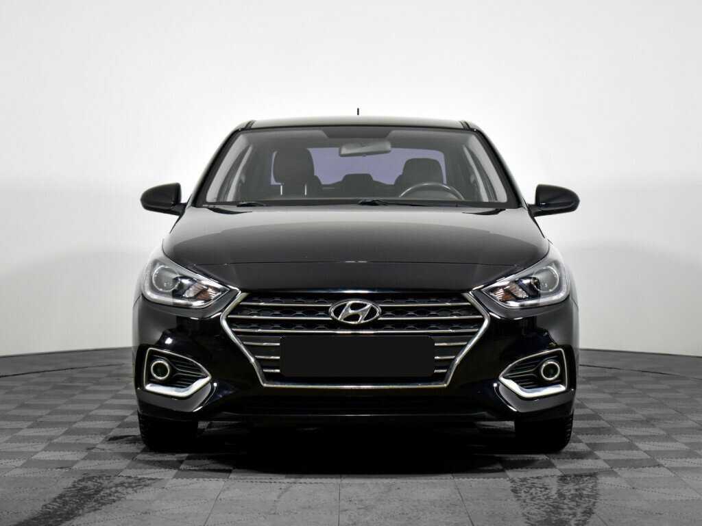 Купить Hyundai Solaris с пробегом. Фото: #1