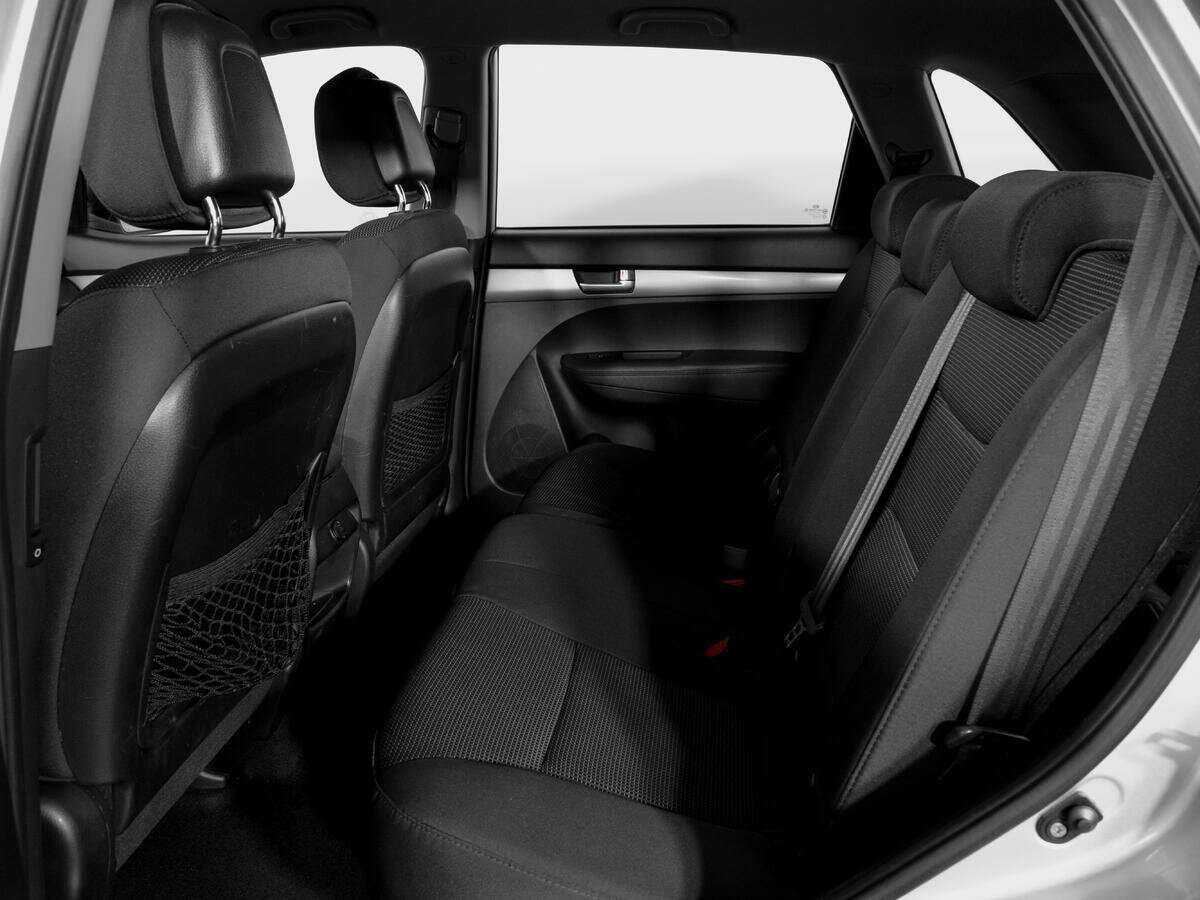 Купить Kia Sorento с пробегом. Фото: #9