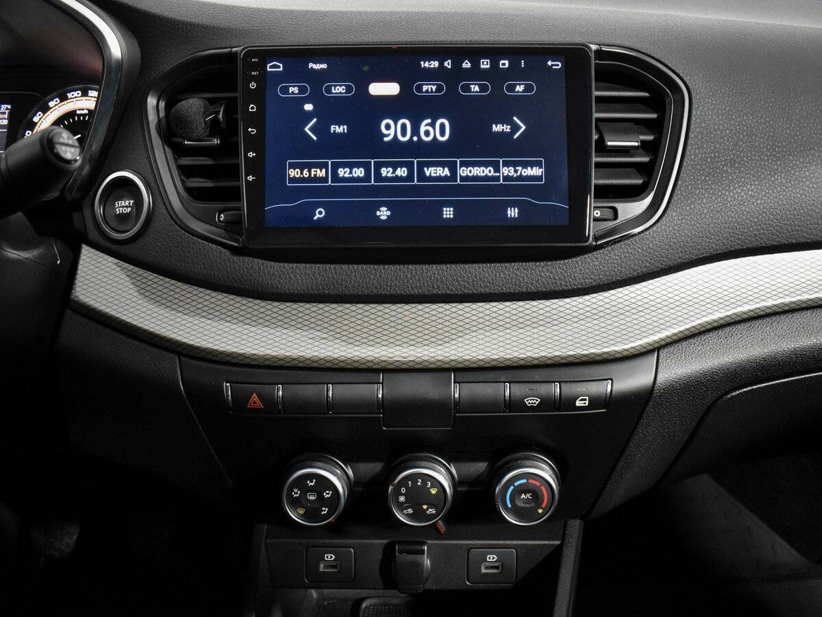 Купить Lada (ВАЗ) Vesta с пробегом. Фото: #12