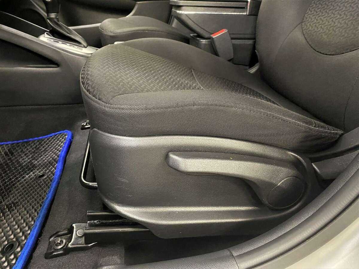 Купить Kia Rio с пробегом. Фото: #8