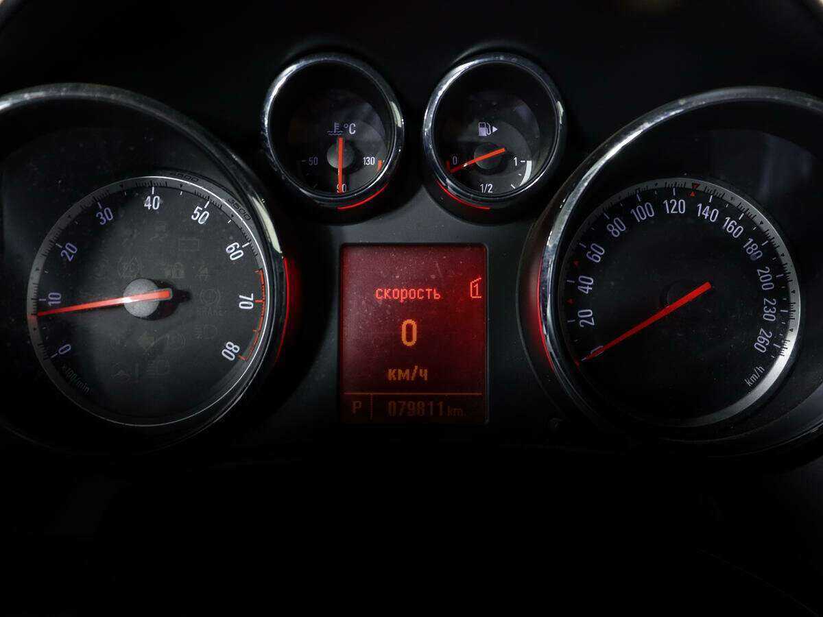 Купить Opel Astra с пробегом. Фото: #8