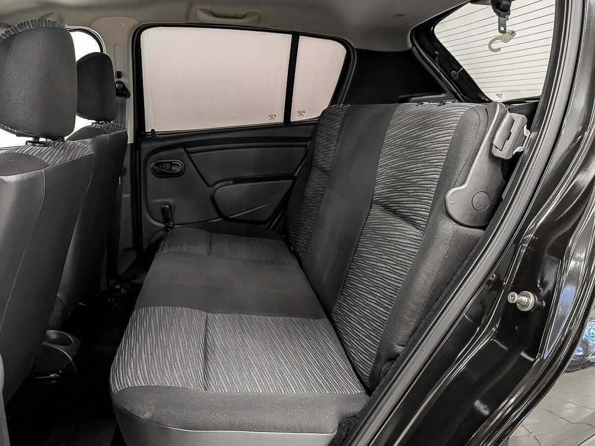 Купить Renault Sandero с пробегом. Фото: #17