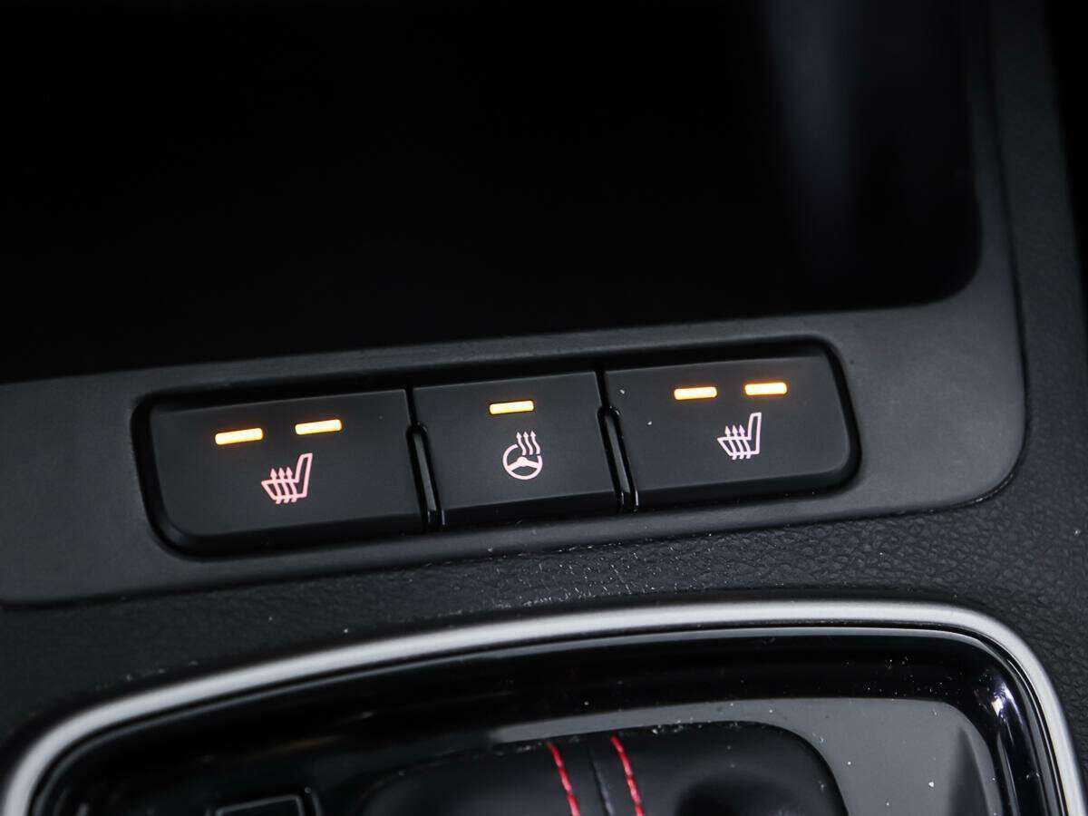 Купить Kia Rio с пробегом. Фото: #16