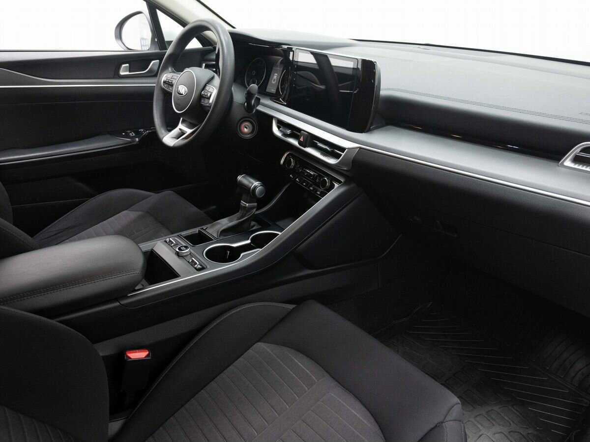 Купить Kia K5 с пробегом. Фото: #12