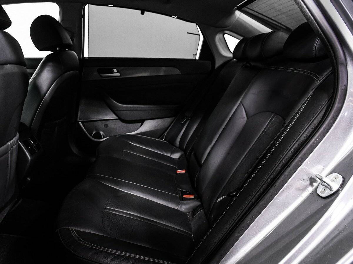 Купить Hyundai Sonata с пробегом. Фото: #13