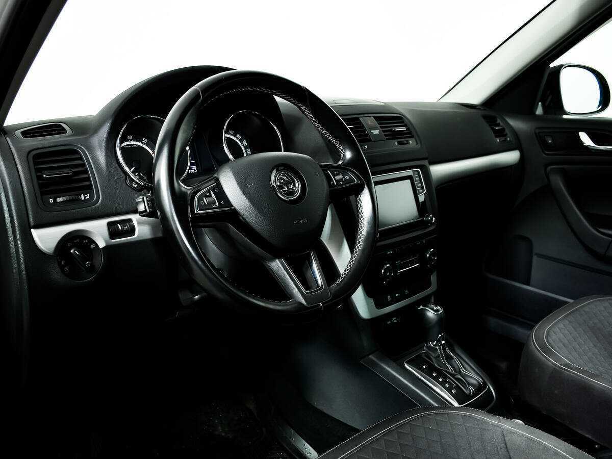 Купить Skoda Yeti с пробегом. Фото: #12