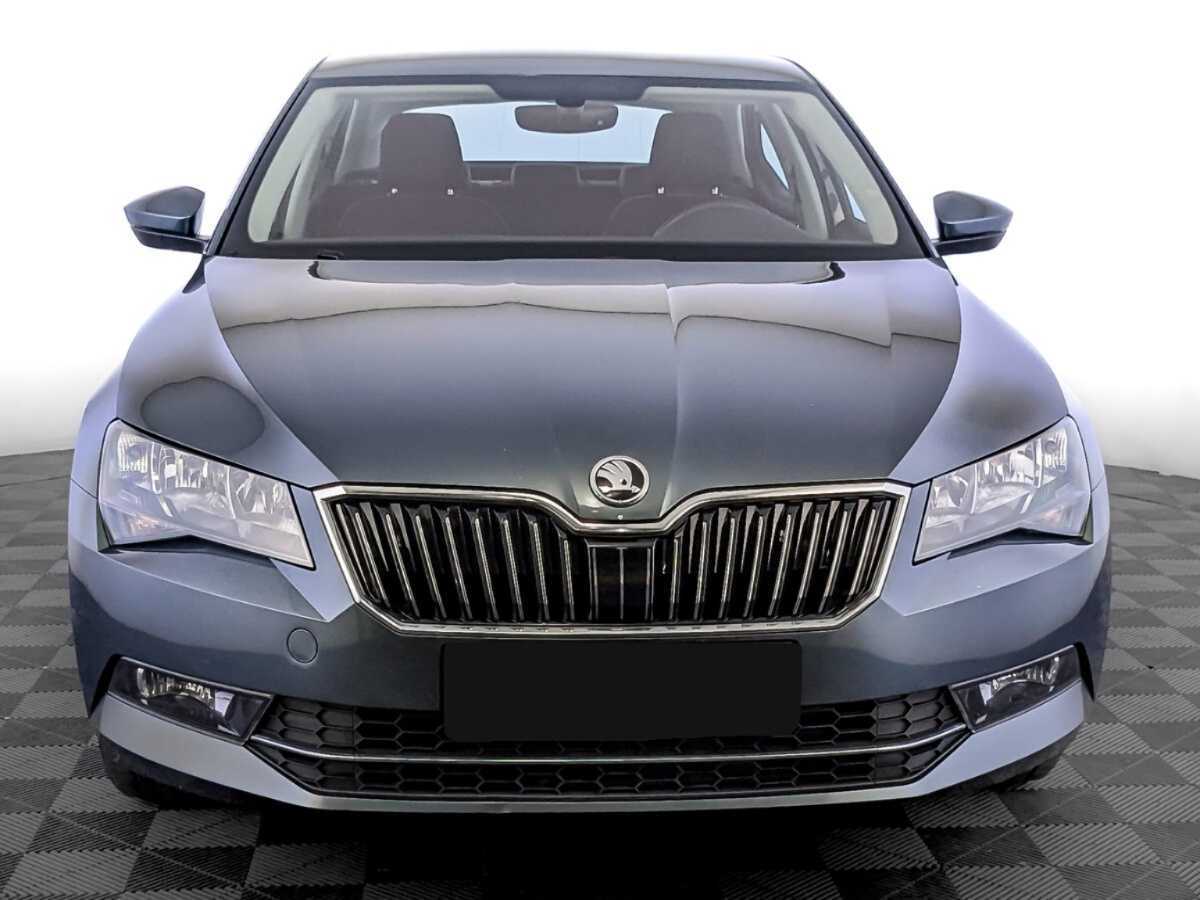 Купить Skoda Superb с пробегом. Фото: #1
