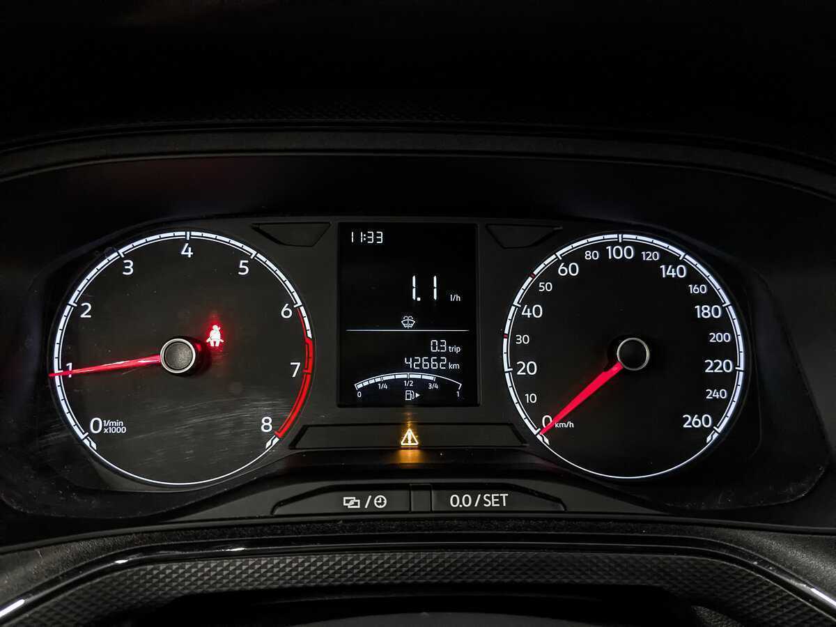 Купить Volkswagen Polo с пробегом. Фото: #15