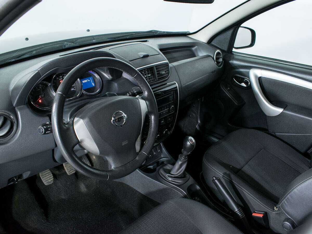 Купить Nissan Terrano с пробегом. Фото: #12