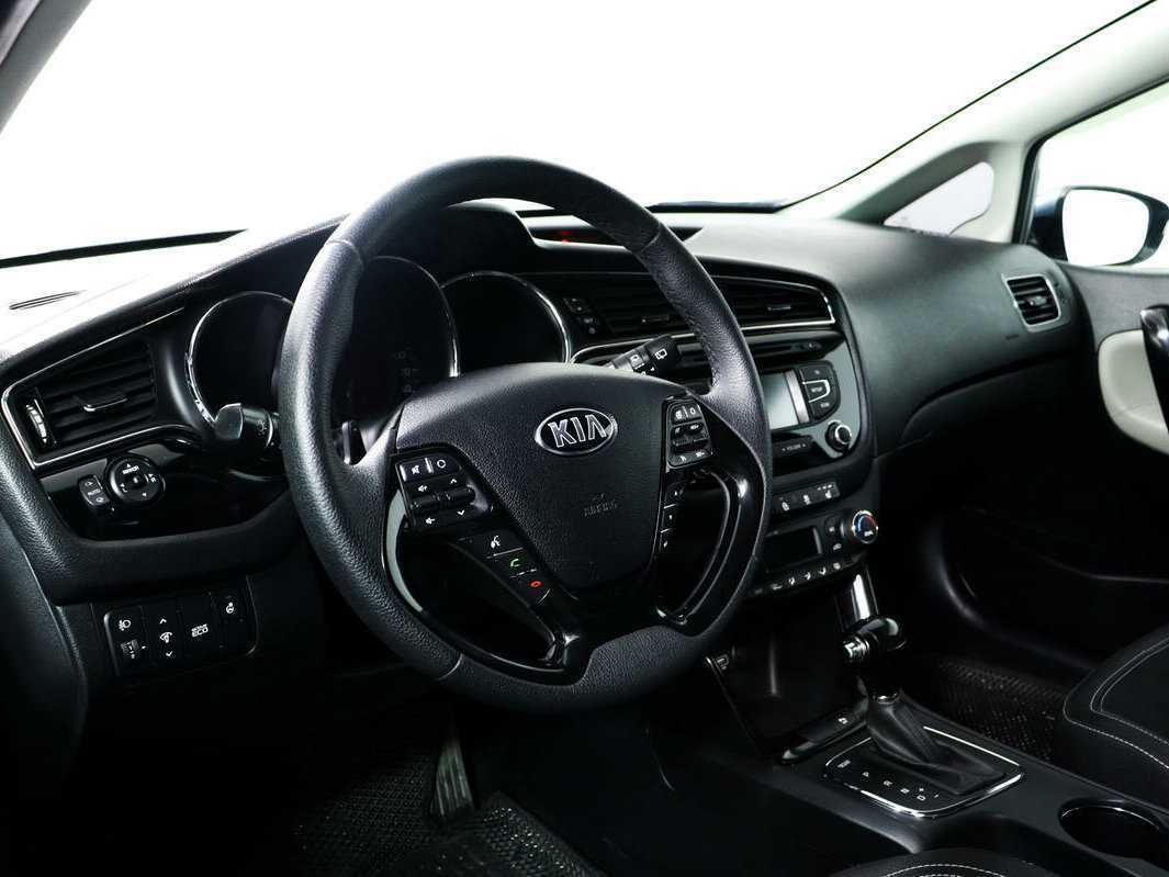 Купить Kia Ceed с пробегом. Фото: #12