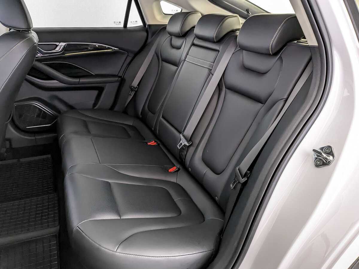 Купить FAW Bestune B70 с пробегом. Фото: #11