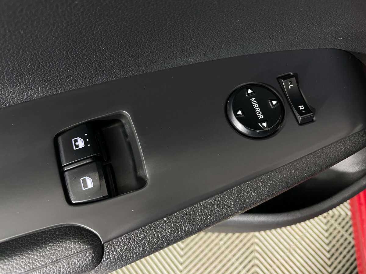 Купить Hyundai Solaris с пробегом. Фото: #18