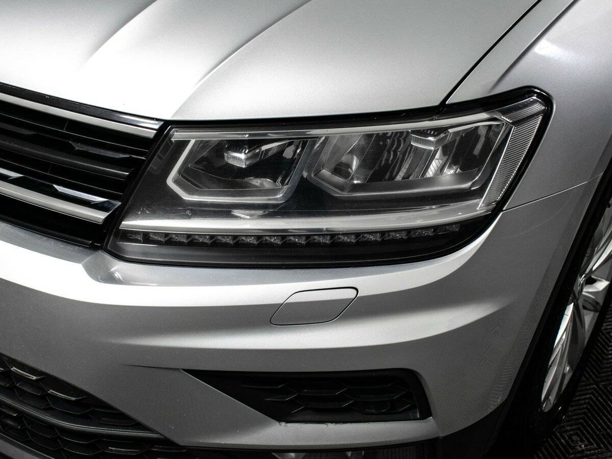 Купить Volkswagen Tiguan с пробегом. Фото: #13