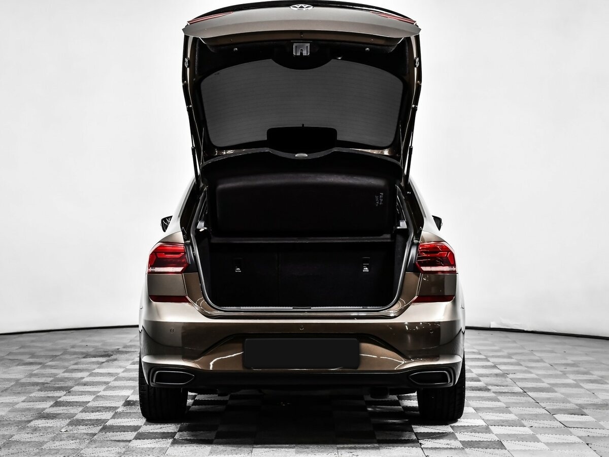 Купить Volkswagen Polo с пробегом. Фото: #12