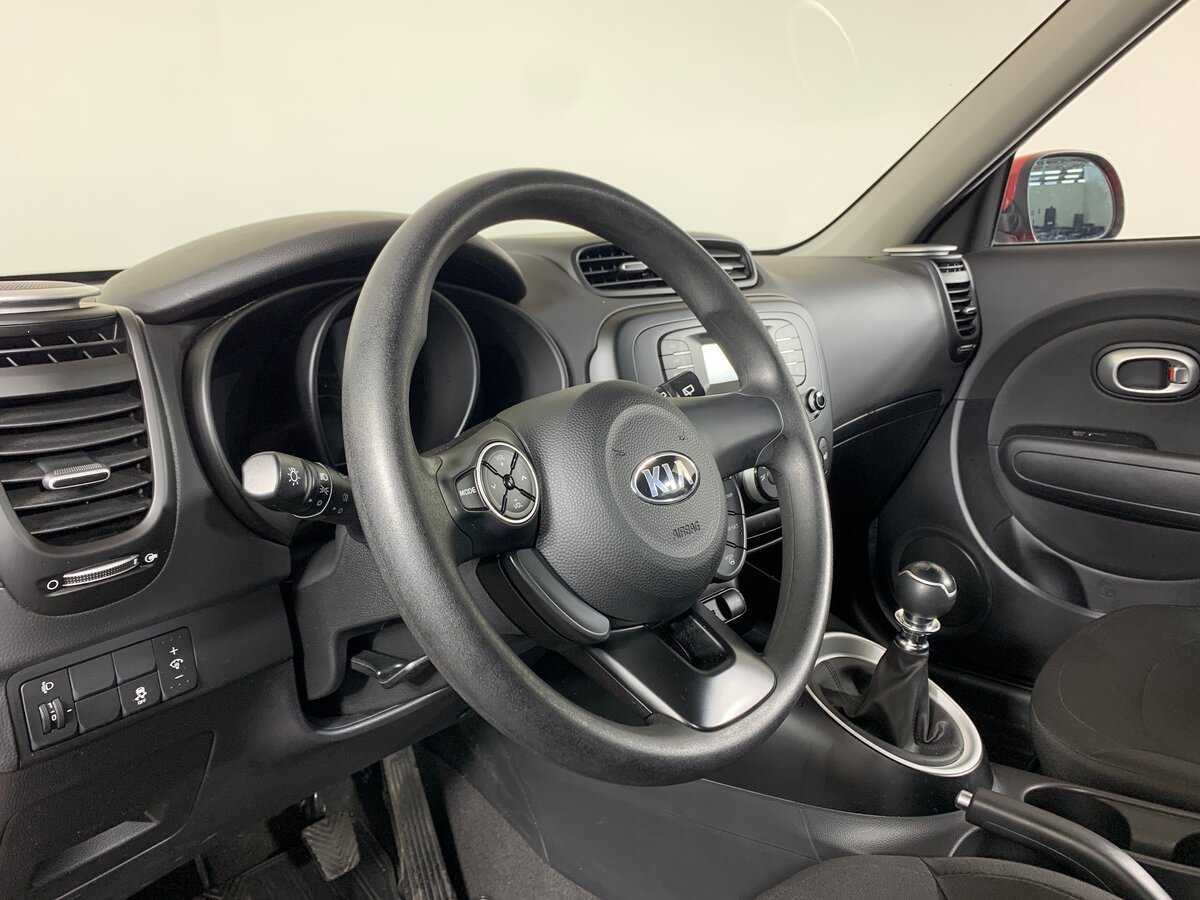 Купить Kia Soul с пробегом. Фото: #9
