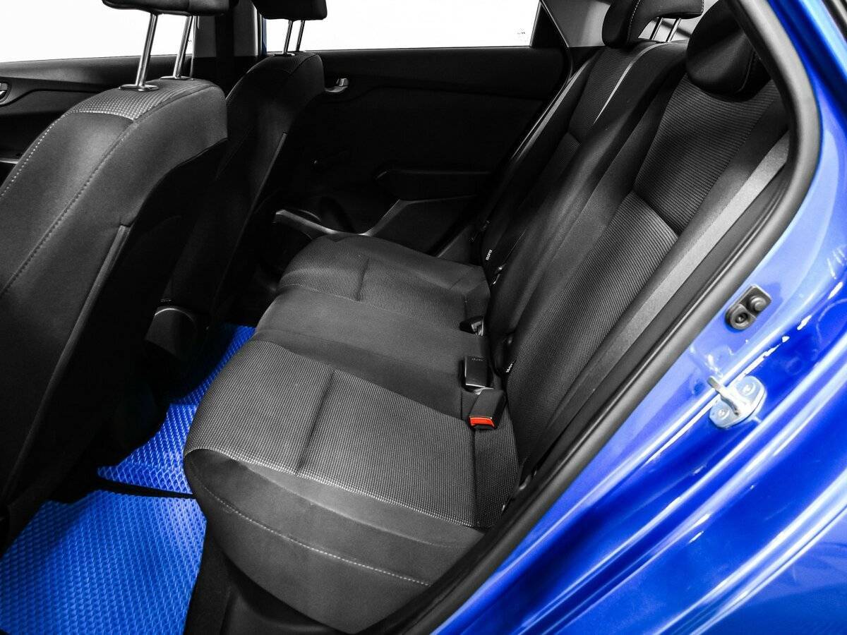 Купить Hyundai Solaris с пробегом. Фото: #13