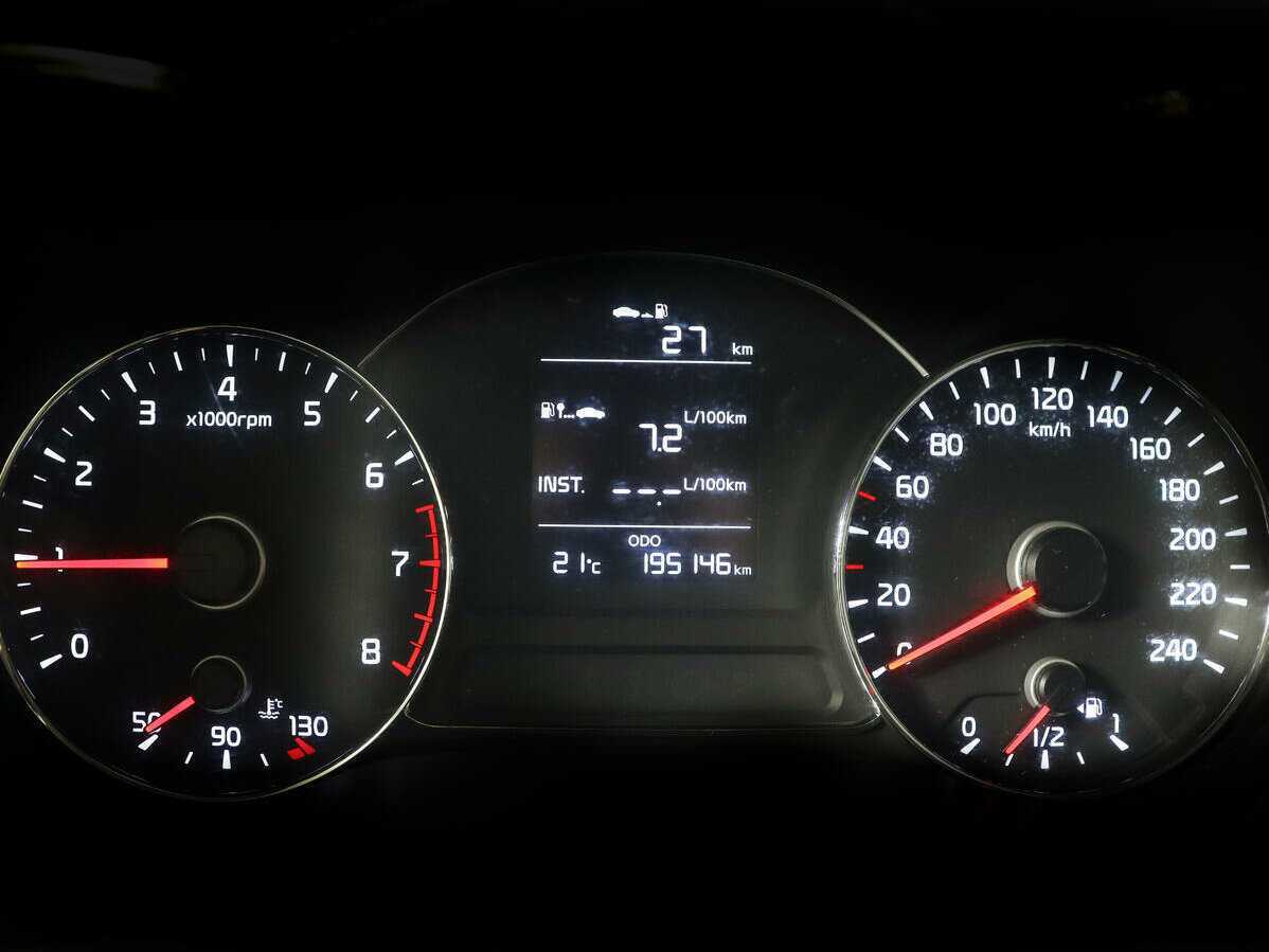 Купить Kia Cerato с пробегом. Фото: #8