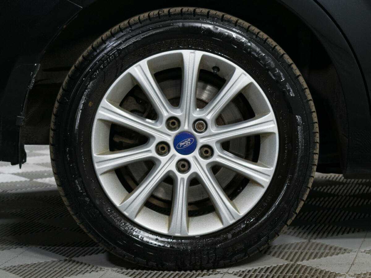 Купить Ford Mondeo с пробегом. Фото: #17