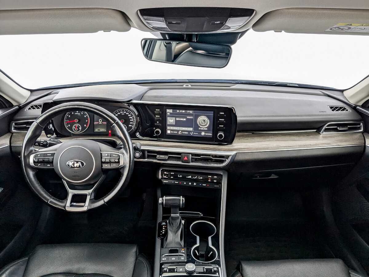 Купить Kia K5 с пробегом. Фото: #11
