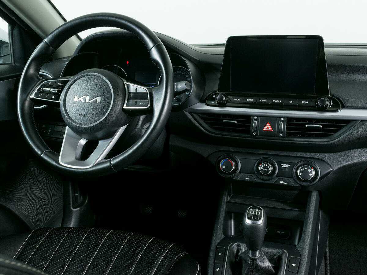 Купить Kia Cerato с пробегом. Фото: #10
