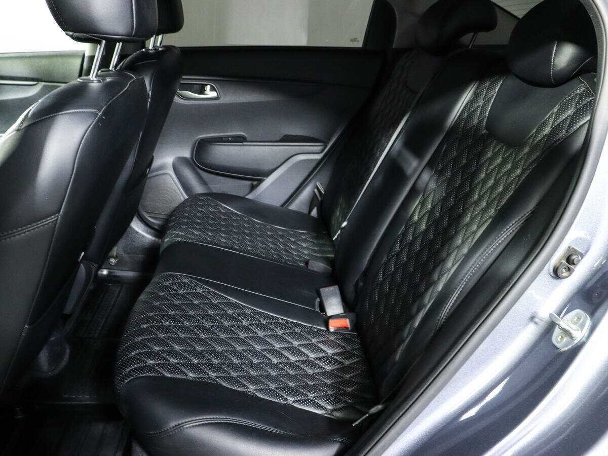 Купить Kia Rio с пробегом. Фото: #7