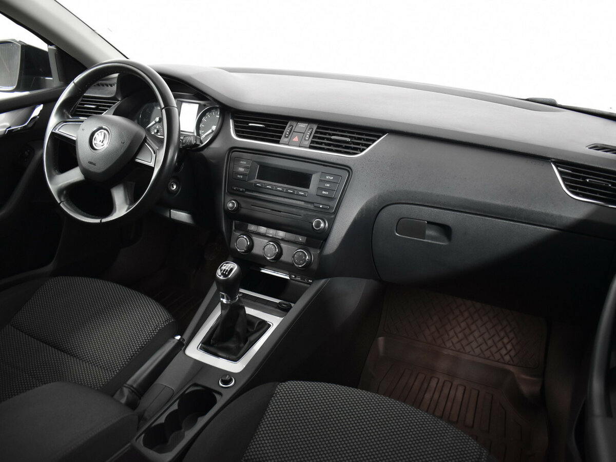 Купить Skoda Octavia с пробегом. Фото: #9