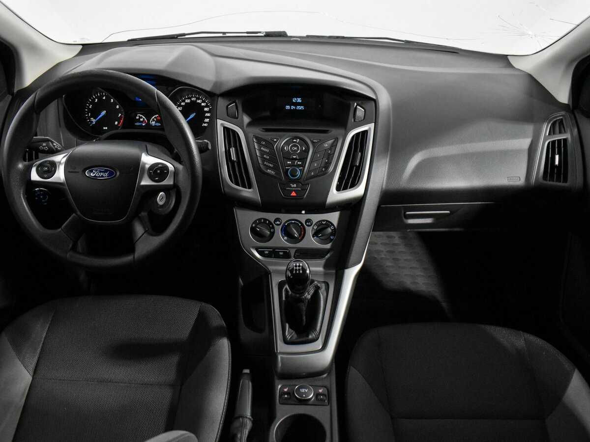 Купить Ford Focus с пробегом. Фото: #13