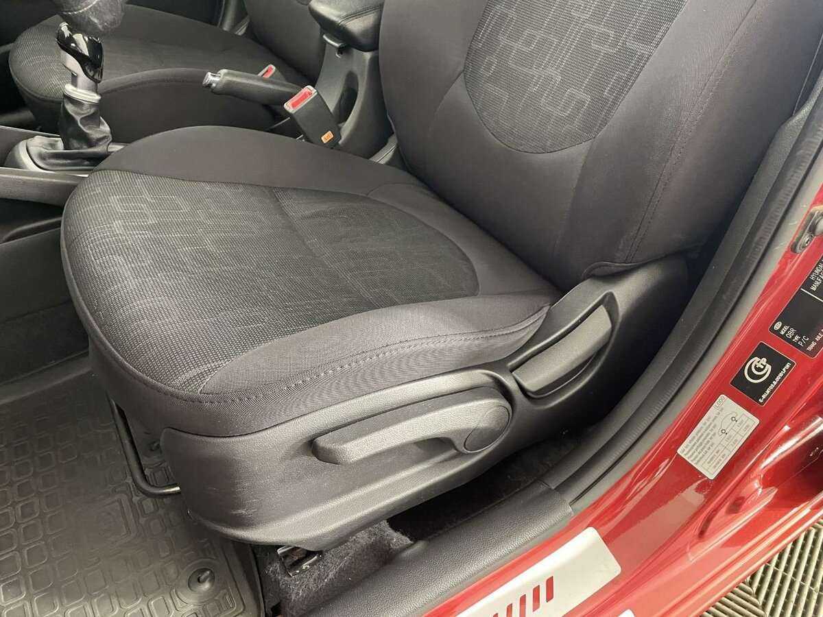 Купить Kia Rio с пробегом. Фото: #9