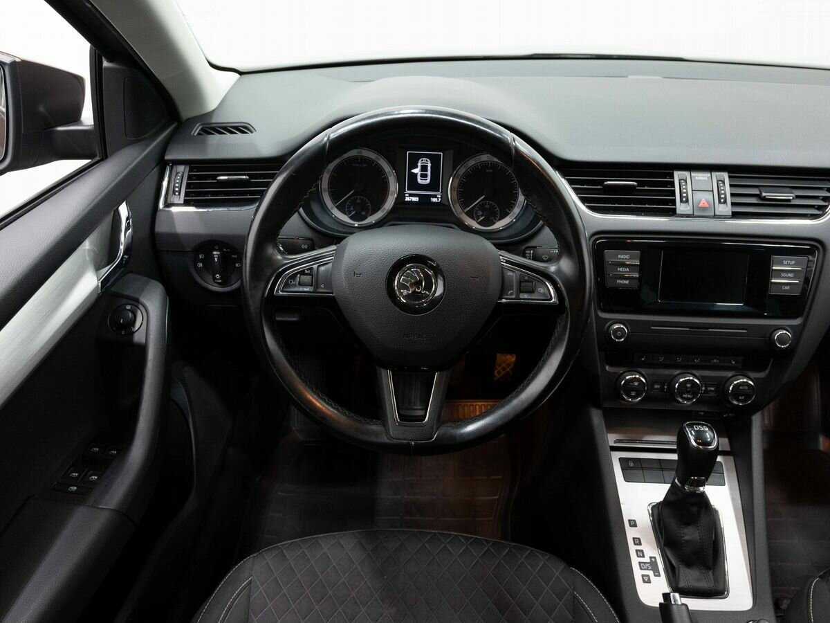 Купить Skoda Octavia с пробегом. Фото: #15