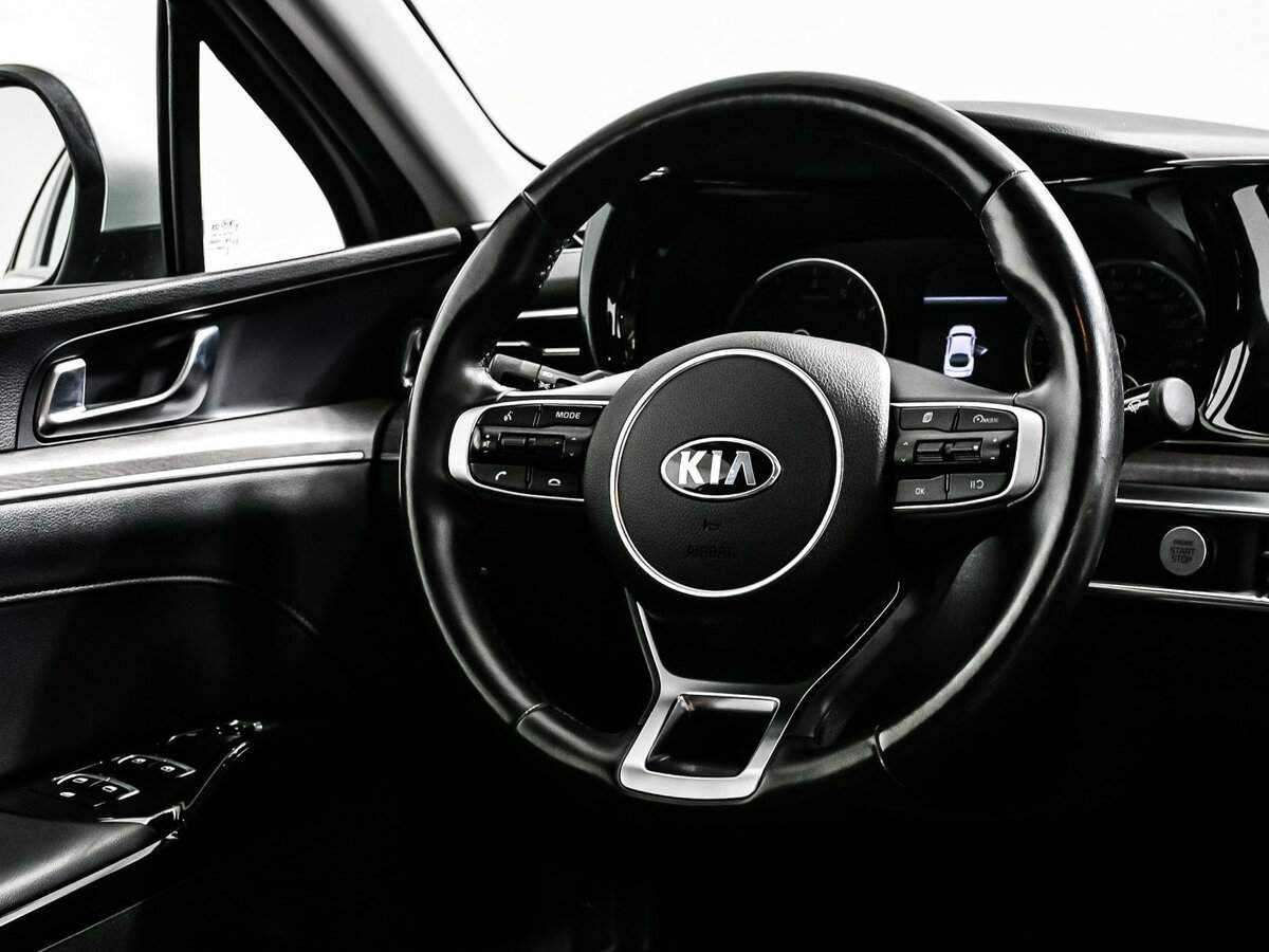 Купить Kia K5 с пробегом. Фото: #14