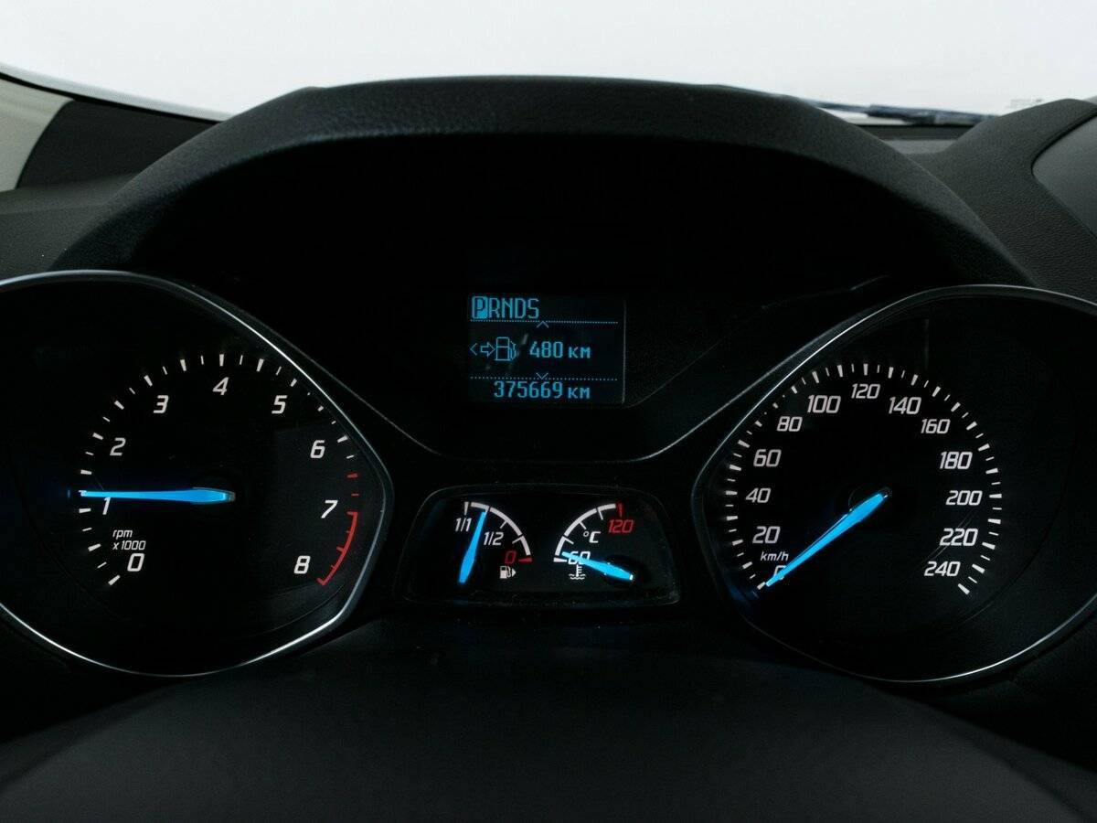 Купить Ford Kuga с пробегом. Фото: #9