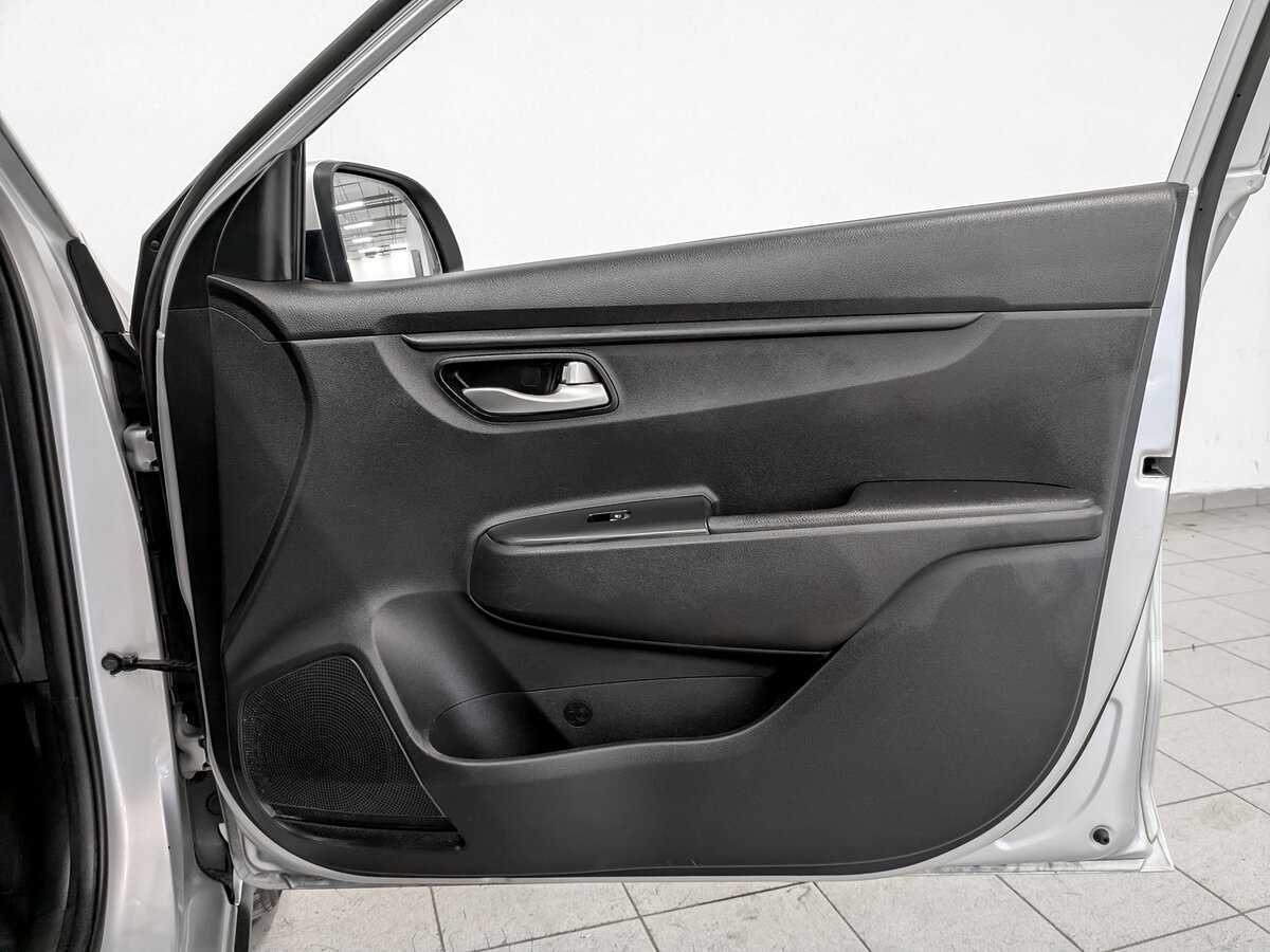 Купить Kia Rio с пробегом. Фото: #20