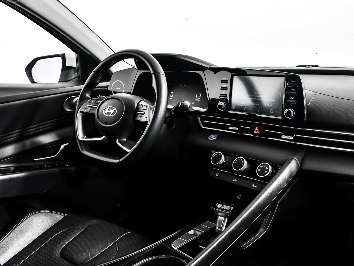 Купить Hyundai Elantra с пробегом. Фото: #8