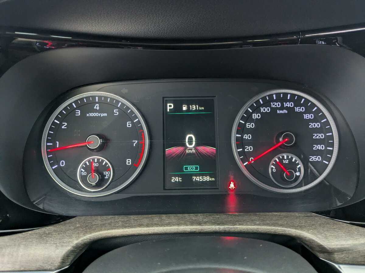 Купить Kia K5 с пробегом. Фото: #10