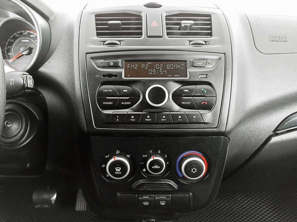 Купить Lada (ВАЗ) Kalina с пробегом. Фото: #12