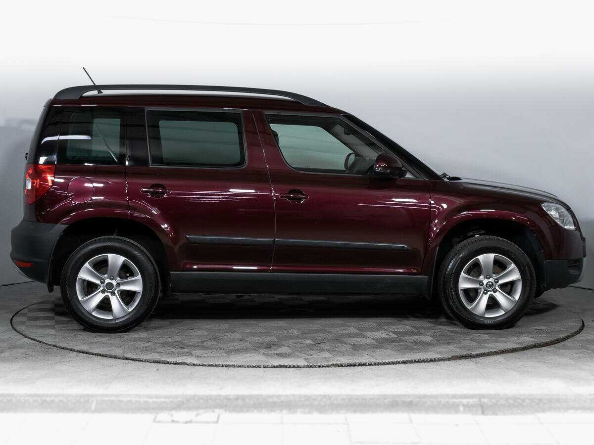 Купить Skoda Yeti с пробегом. Фото: #3