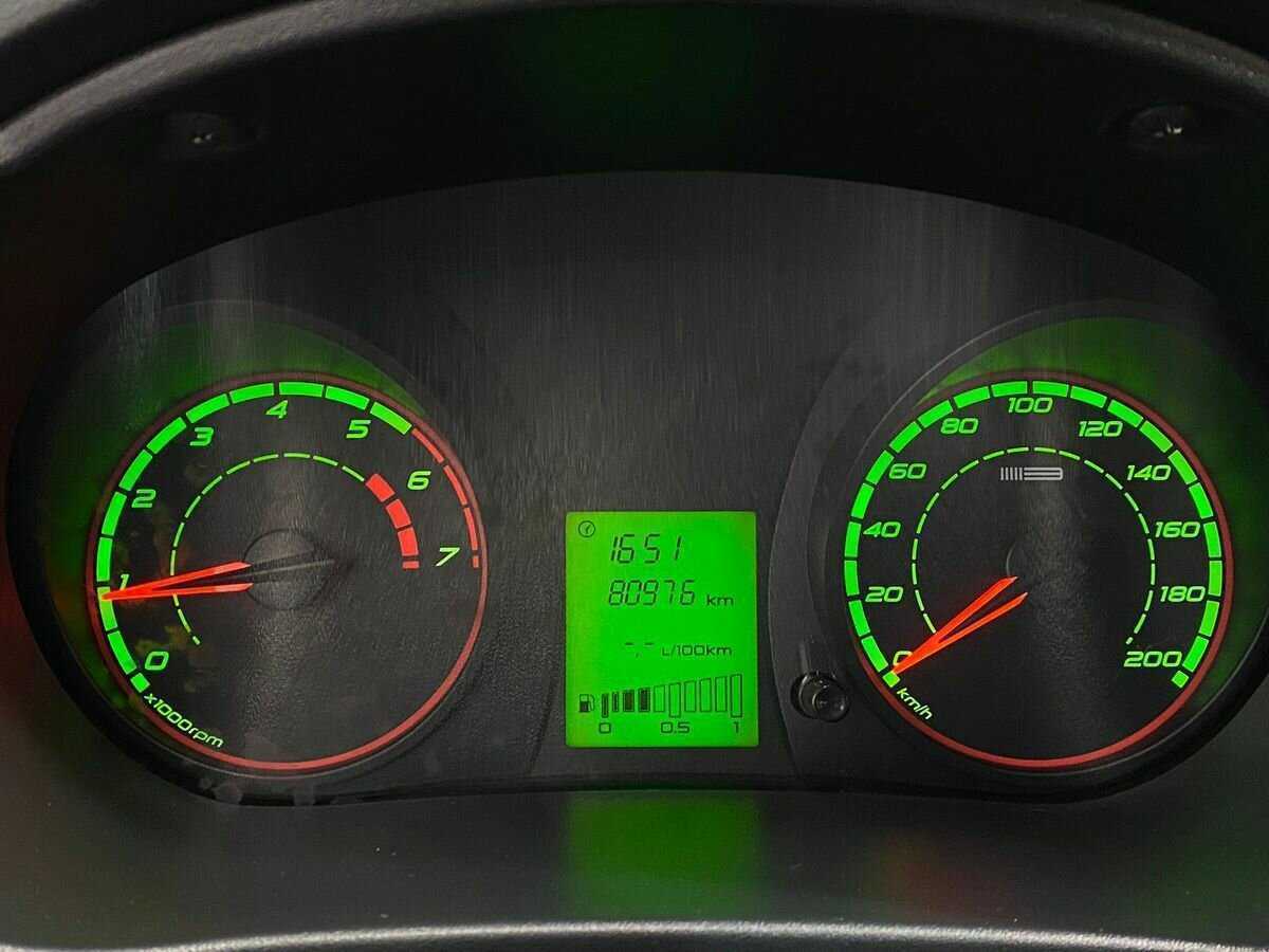 Купить Lada (ВАЗ) Kalina с пробегом. Фото: #11